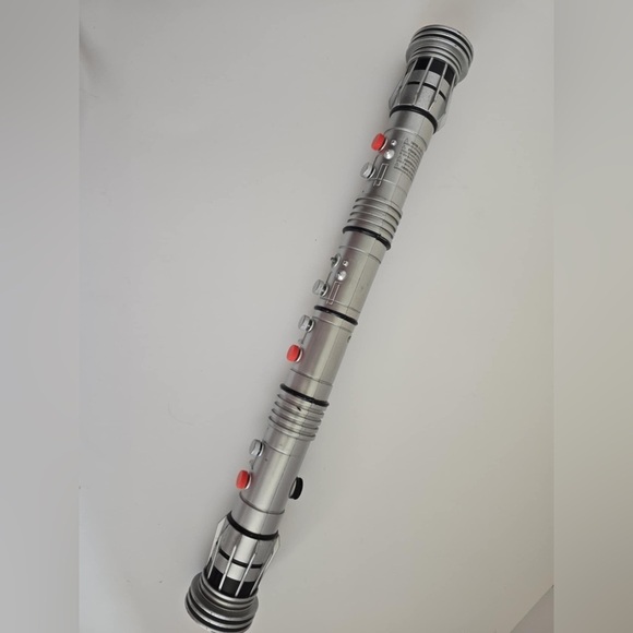 DARTH MAUL DUAL LIGHTSABER - Picture 2 of 4